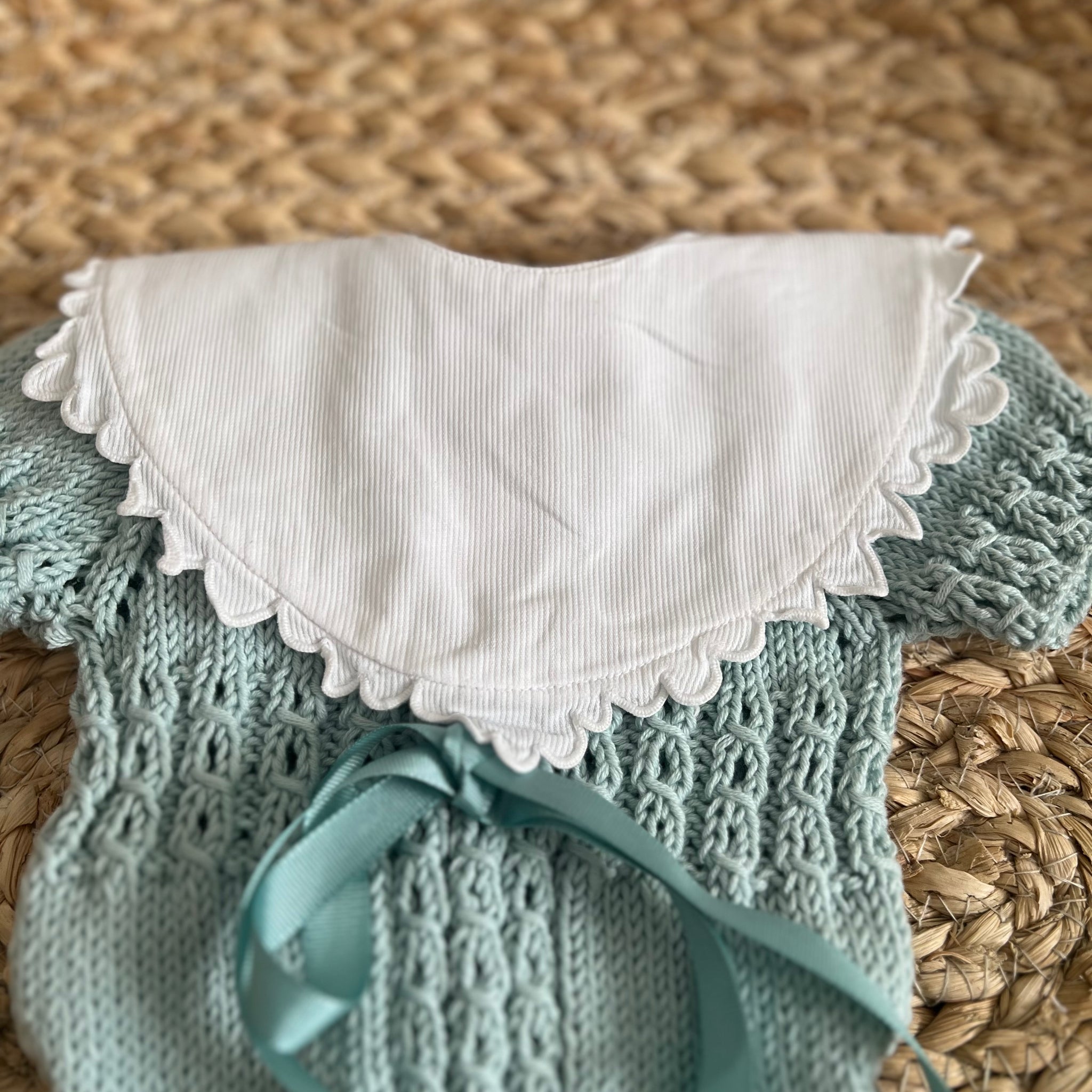 BABERO ANTIGUO N 133