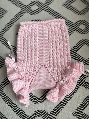 CUBRE ROSA BEBÉ  CON VOLANTITO