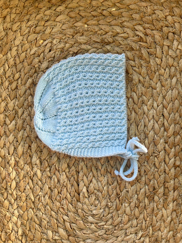 GORRO OCHOS CELESTE LANA
