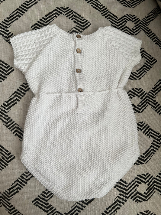 PELELE OCHOS BLANCO 2